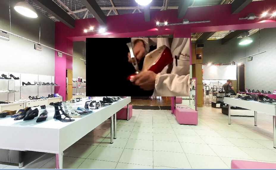Shoe