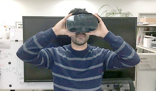 img-vr-training-platform-customer-stories-03 Stanford University School of Medicine case image